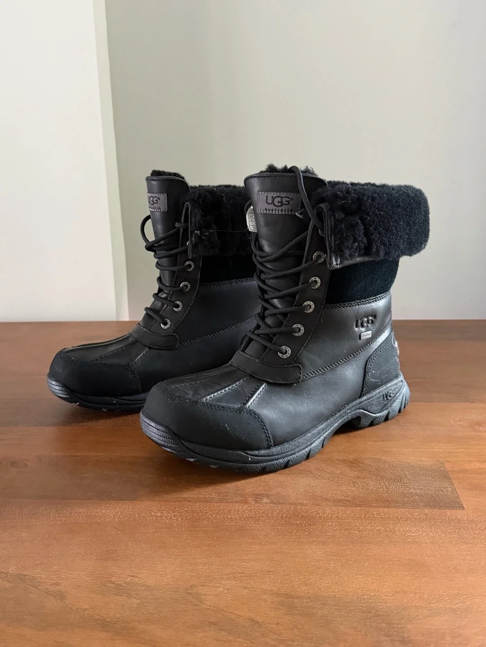 UGG Adirondack Black Shearling-Lined Lace-Up Boots